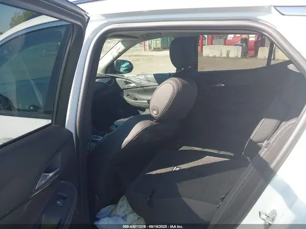 KL4MMGSLXLB096115 2020 BUICK ENCORE GX - Image 8