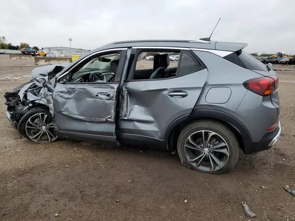 KL4MMGSLXLB126214 2020 BUICK ENCORE GX - Image 2