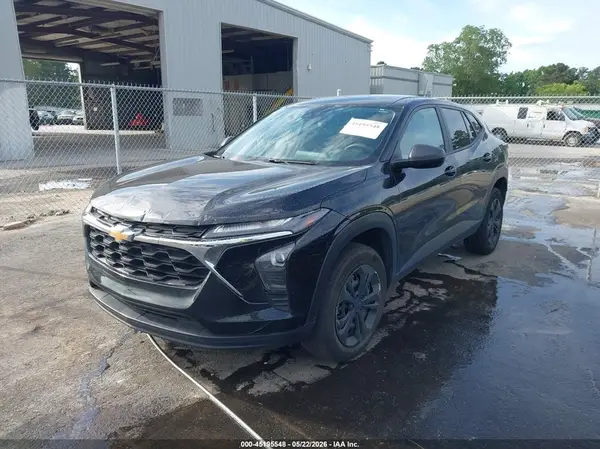 KL77LFE20RC008529 2024 CHEVROLET TRAX - Image 2