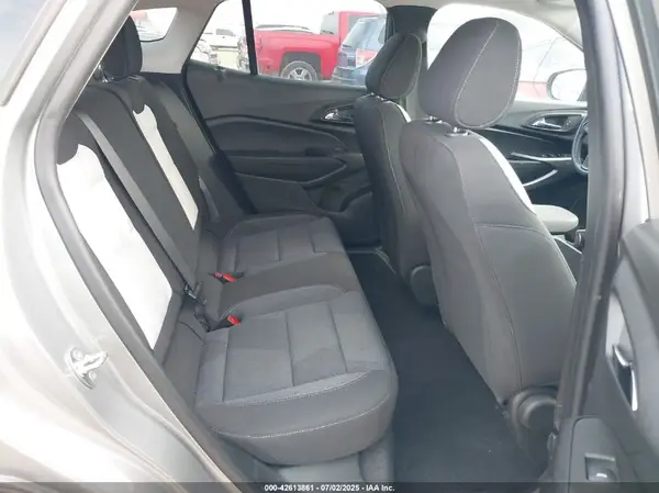 KL77LFE20RC030322 2024 CHEVROLET TRAX - Image 8