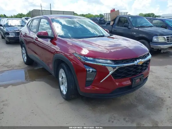 KL77LFE20RC083750 2024 CHEVROLET TRAX - Image 1