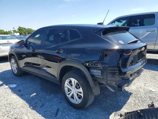 KL77LFE20RC116357 2024 CHEVROLET TRAX - Image 2