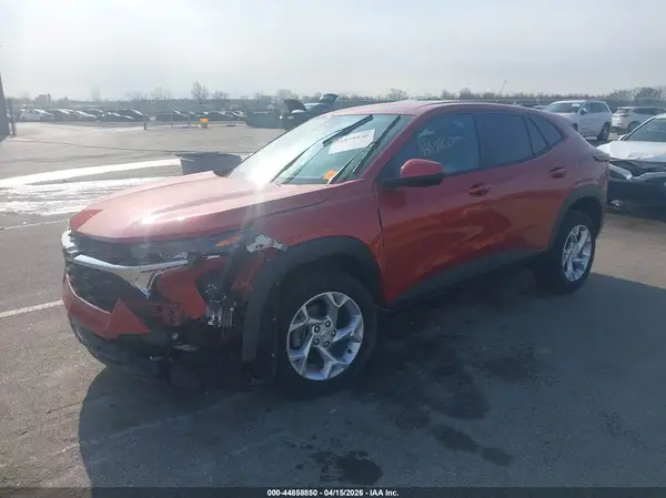KL77LFE20RC172640 2024 CHEVROLET TRAX - Image 2