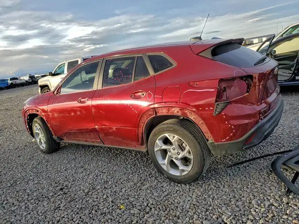 KL77LFE20RC194993 2024 CHEVROLET TRAX - Image 2