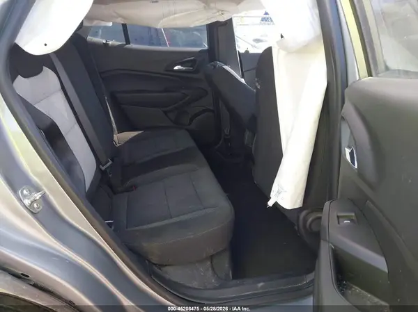 KL77LFE20RC230245 2024 CHEVROLET TRAX - Image 8