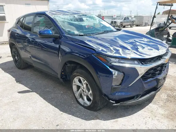 KL77LFE21RC030278 2024 CHEVROLET TRAX - Image 1