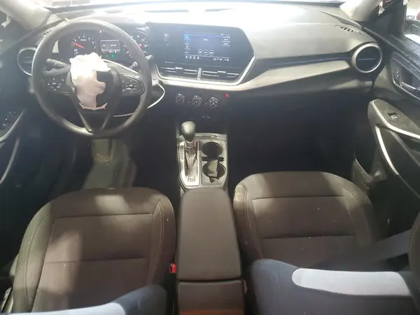 KL77LFE21RC045671 2024 CHEVROLET TRAX - Image 8
