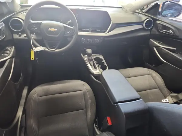 KL77LFE21RC070666 2024 CHEVROLET TRAX - Image 8