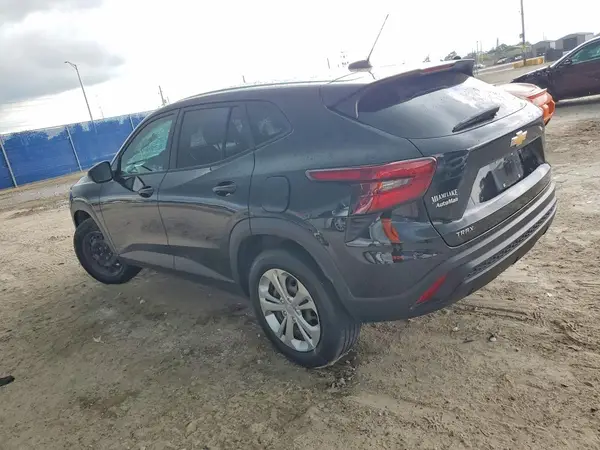 KL77LFE21RC118313 2024 CHEVROLET TRAX - Image 2