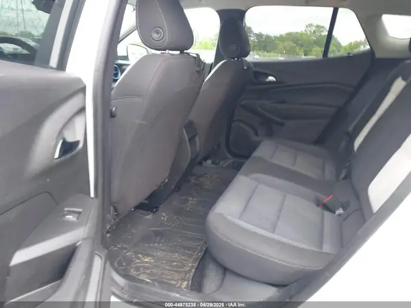 KL77LFE21RC136116 2024 CHEVROLET TRAX - Image 8
