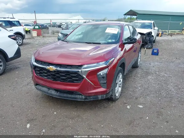 KL77LFE21RC205953 2024 CHEVROLET TRAX - Image 2