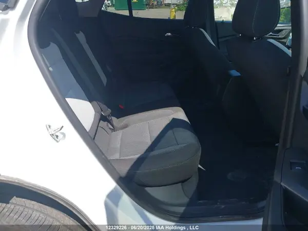 KL77LFE21SC072343 2025 CHEVROLET TRAX - Image 8