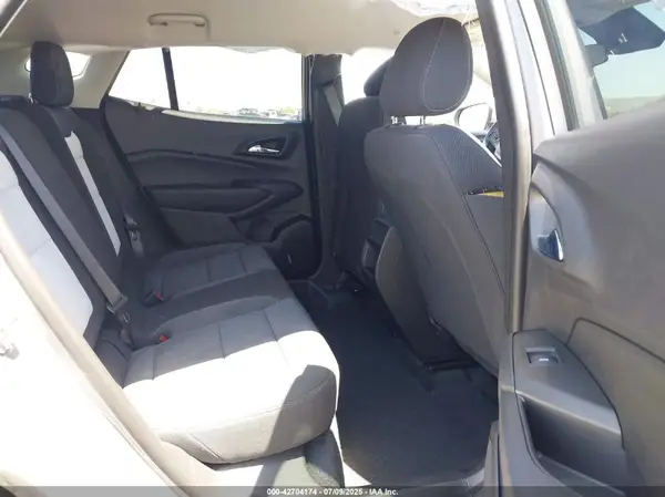 KL77LFE22RC020276 2024 CHEVROLET TRAX - Image 8