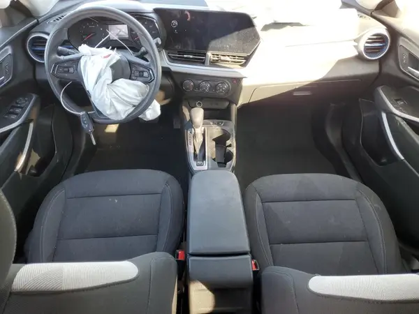 KL77LFE22RC049051 2024 CHEVROLET TRAX - Image 8