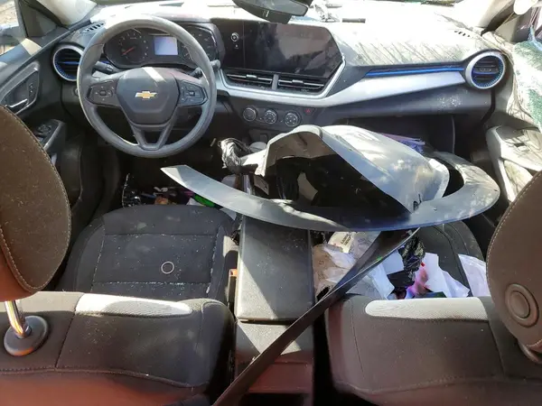 KL77LFE22RC095530 2024 CHEVROLET TRAX - Image 8