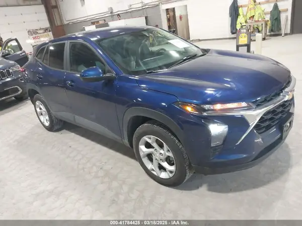 KL77LFE22RC100676 2024 CHEVROLET TRAX - Image 1