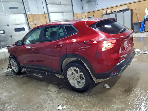 KL77LFE22RC149537 2024 CHEVROLET TRAX - Image 2