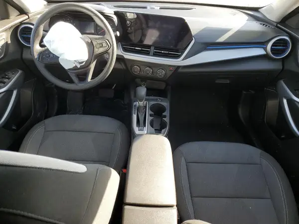 KL77LFE22RC151823 2024 CHEVROLET TRAX - Image 8