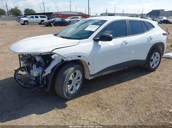 KL77LFE22RC216654 2024 CHEVROLET TRAX - Image 2