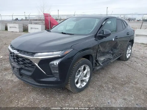 KL77LFE22RC225614 2024 CHEVROLET TRAX - Image 2