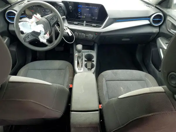 KL77LFE23RC004054 2024 CHEVROLET TRAX - Image 8