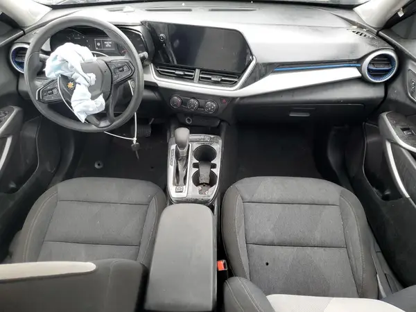 KL77LFE23RC077876 2024 CHEVROLET TRAX - Image 8