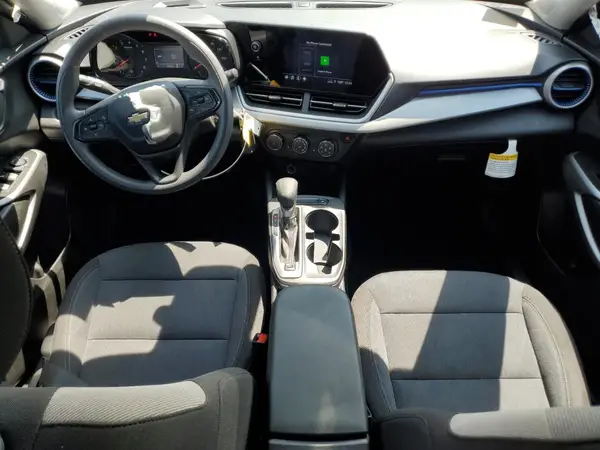 KL77LFE23RC100492 2024 CHEVROLET TRAX - Image 8
