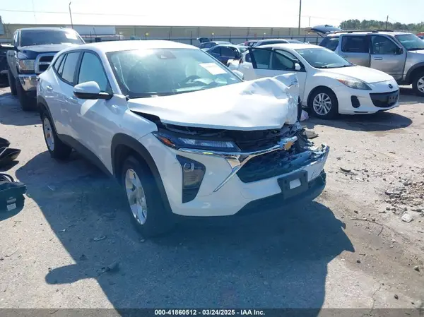 KL77LFE23RC101819 2024 CHEVROLET TRAX - Image 1