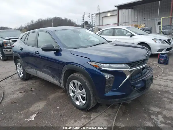 KL77LFE23RC128812 2024 CHEVROLET TRAX - Image 1