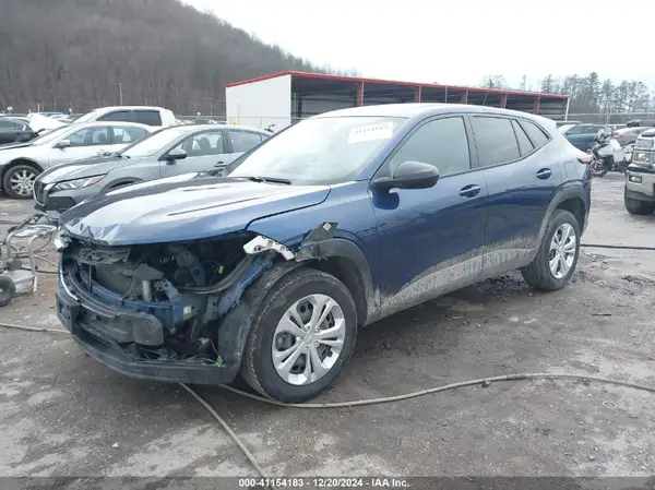 KL77LFE23RC128812 2024 CHEVROLET TRAX - Image 2