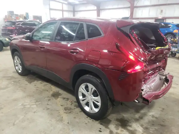 KL77LFE23RC153774 2024 CHEVROLET TRAX - Image 2