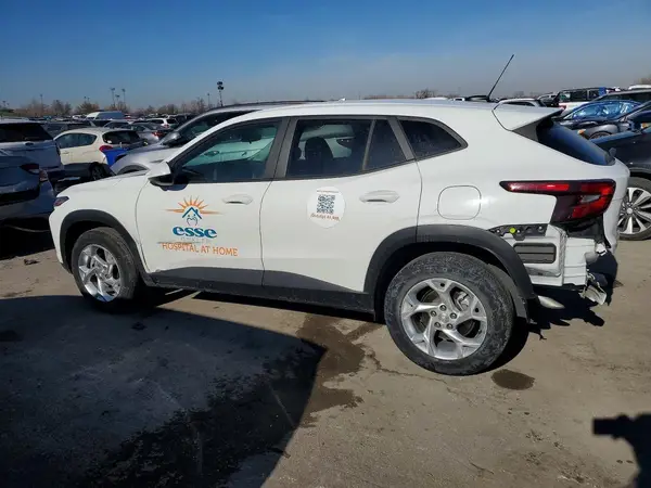 KL77LFE23RC181865 2024 CHEVROLET TRAX - Image 2