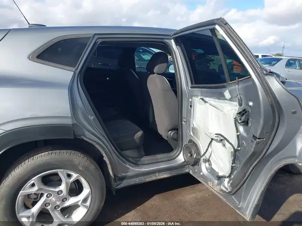 KL77LFE23RC204173 2024 CHEVROLET TRAX - Image 8