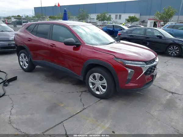KL77LFE23RC246200 2024 CHEVROLET TRAX - Image 1