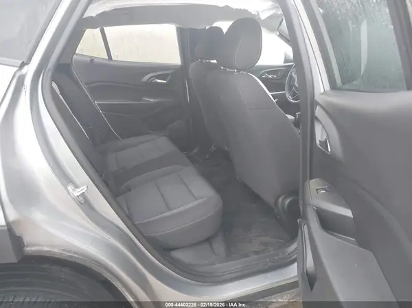 KL77LFE23RCO29133 2024 CHEVROLET TRAX - Image 8