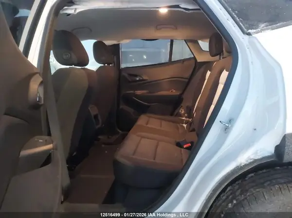 KL77LFE23SC059903 2025 CHEVROLET TRAX - Image 8