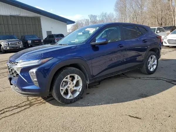 KL77LFE24RC035782 2024 CHEVROLET TRAX - Image 1