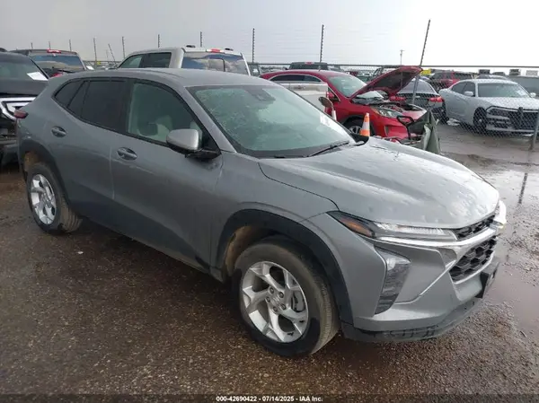 KL77LFE24RC094234 2024 CHEVROLET TRAX - Image 1