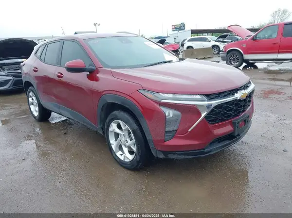 KL77LFE24RC114658 2024 CHEVROLET TRAX - Image 1