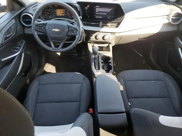 KL77LFE24RC124283 2024 CHEVROLET TRAX - Image 8