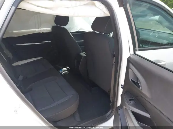 KL77LFE24RC127068 2024 CHEVROLET TRAX - Image 8