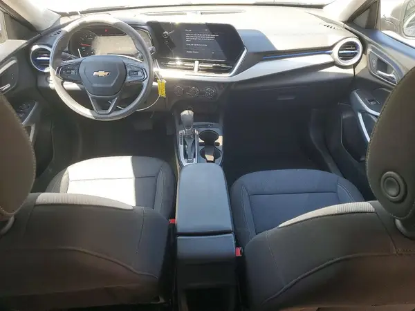 KL77LFE24RC132576 2024 CHEVROLET TRAX - Image 8