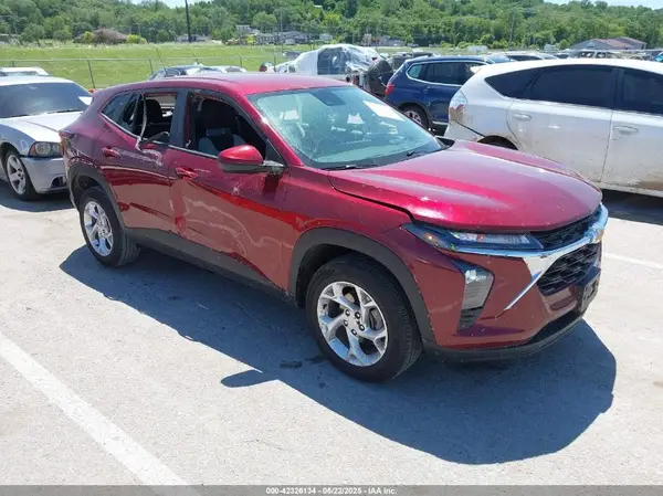 KL77LFE24RC133050 2024 CHEVROLET TRAX - Image 1
