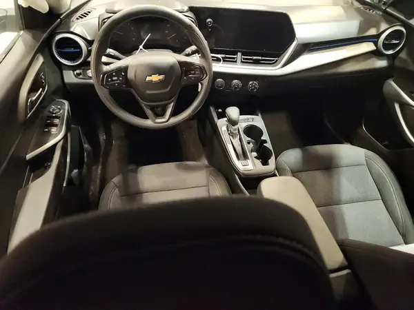 KL77LFE24RC246447 2024 CHEVROLET TRAX - Image 8