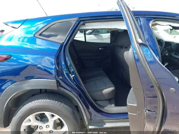 KL77LFE25RC001429 2024 CHEVROLET TRAX - Image 8