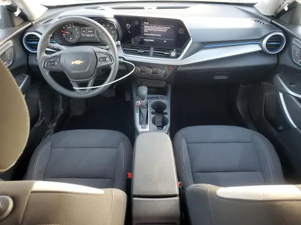 KL77LFE25RC003360 2024 CHEVROLET TRAX - Image 8