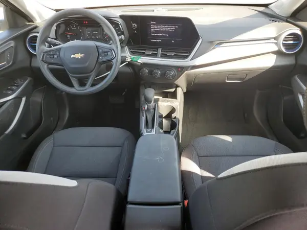 KL77LFE25RC033359 2024 CHEVROLET TRAX - Image 8