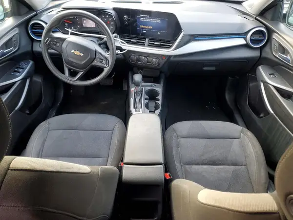 KL77LFE25RC035631 2024 CHEVROLET TRAX - Image 8
