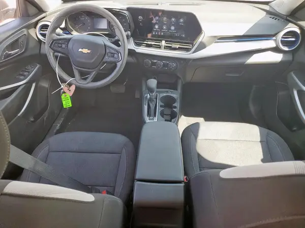 KL77LFE25RC045415 2024 CHEVROLET TRAX - Image 8