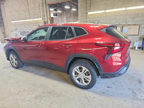 KL77LFE25RC046788 2024 CHEVROLET TRAX - Image 2